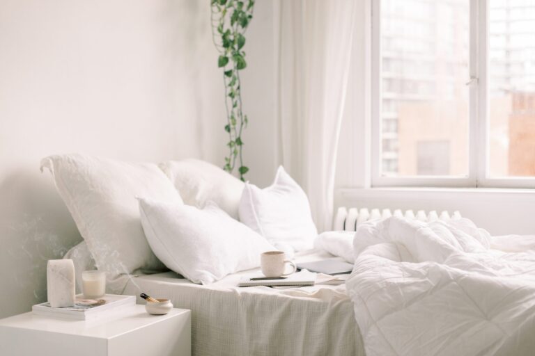 How To Emotionally Detach